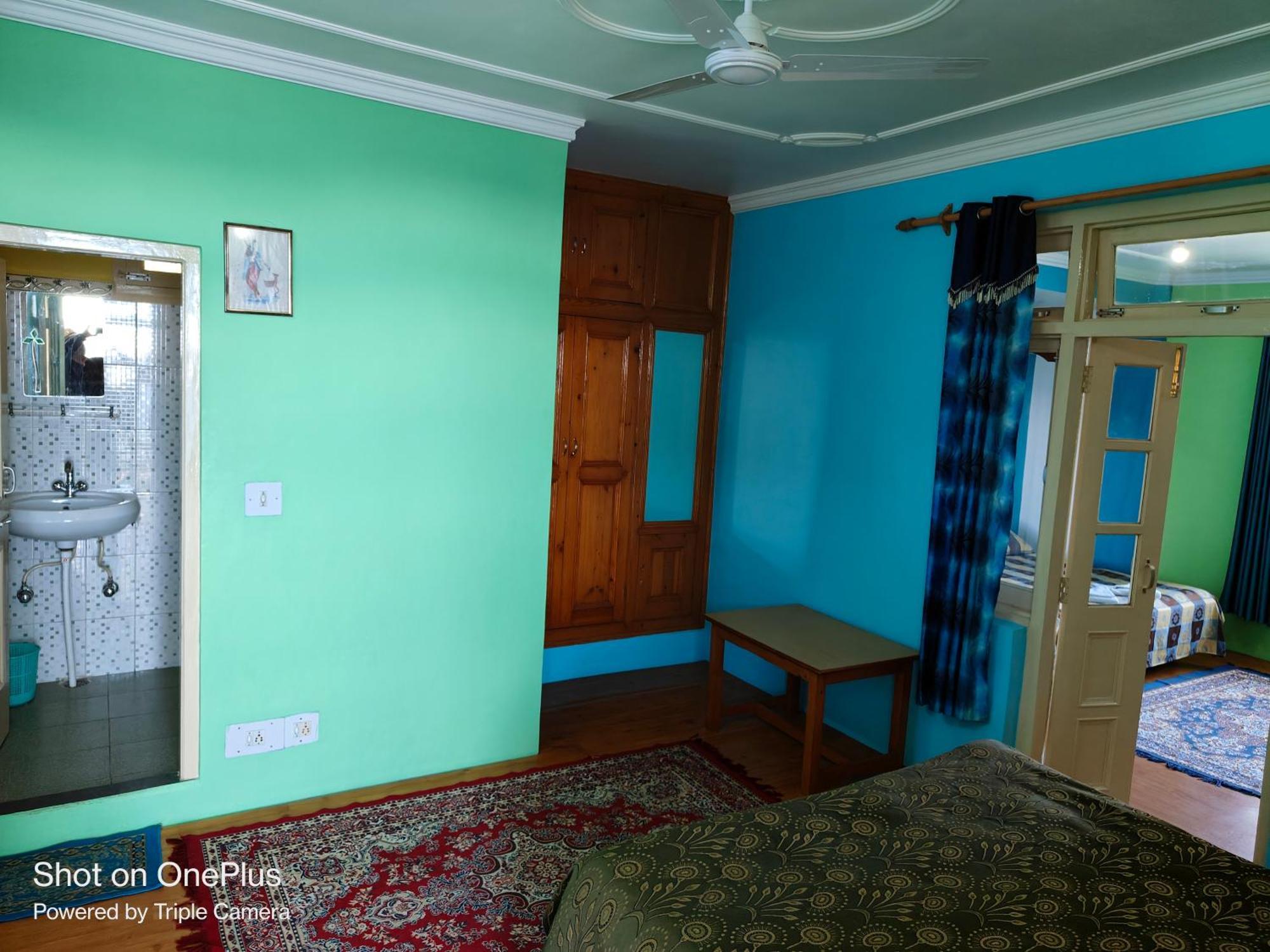 Jagatram Niwas Guesthouse Dharamkot Dharamshala Eksteriør bilde